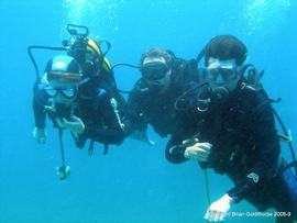Learn how to float weightless and move around underwater in the El Cabrón Marine Reserve Gran Canaria